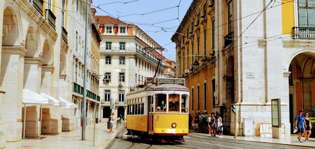 Vd portugal lisbon tram - Visa Doctor Dubai