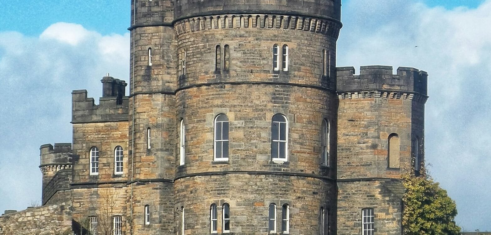 Vd uk edinburgh castle - Visa Doctor Dubai