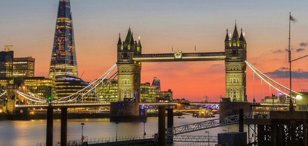 Vd uk tower bridge - Visa Doctor Dubai