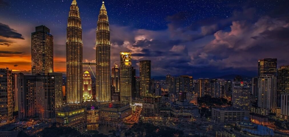 Malaysia kuala lumpur skyline - Visa Doctor Dubai