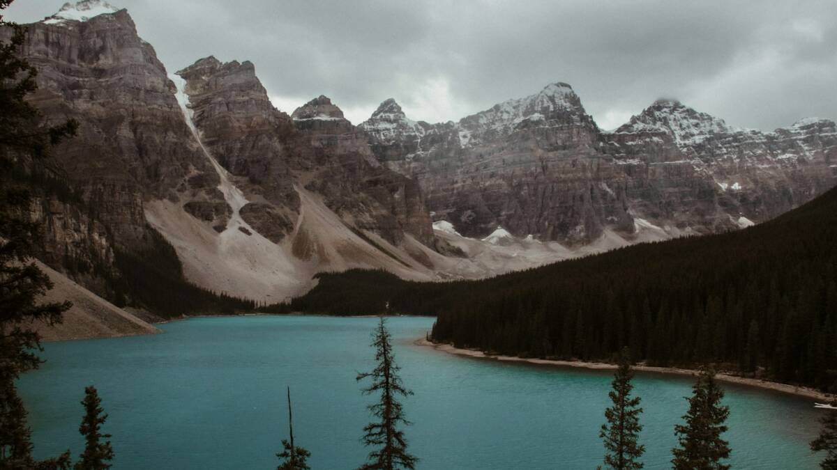 Photo by Rodrigo Sümmer on Unsplash