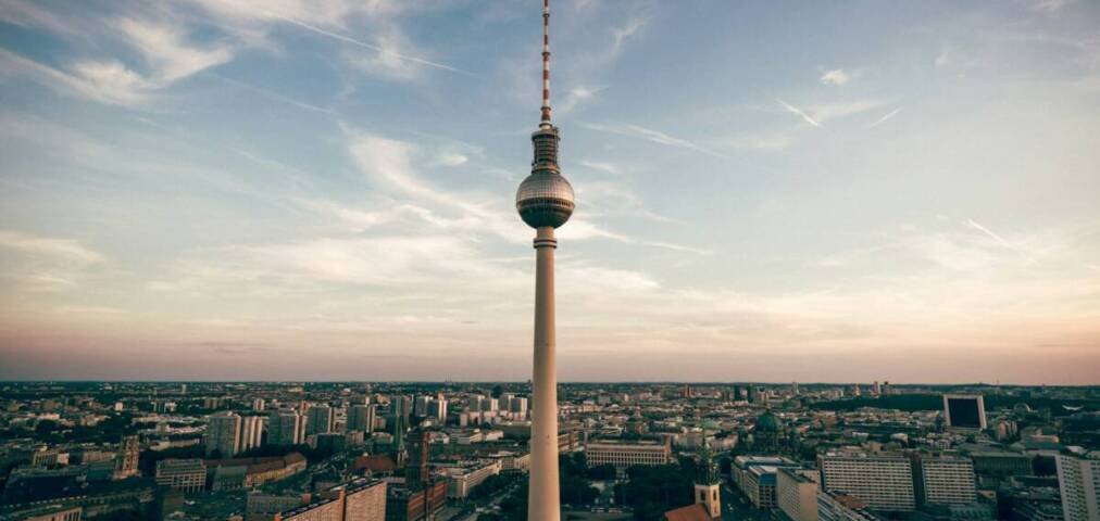 Photo by Claudio Schwarz on Unsplash
